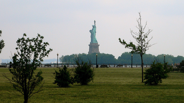statue of liberty park jersey city