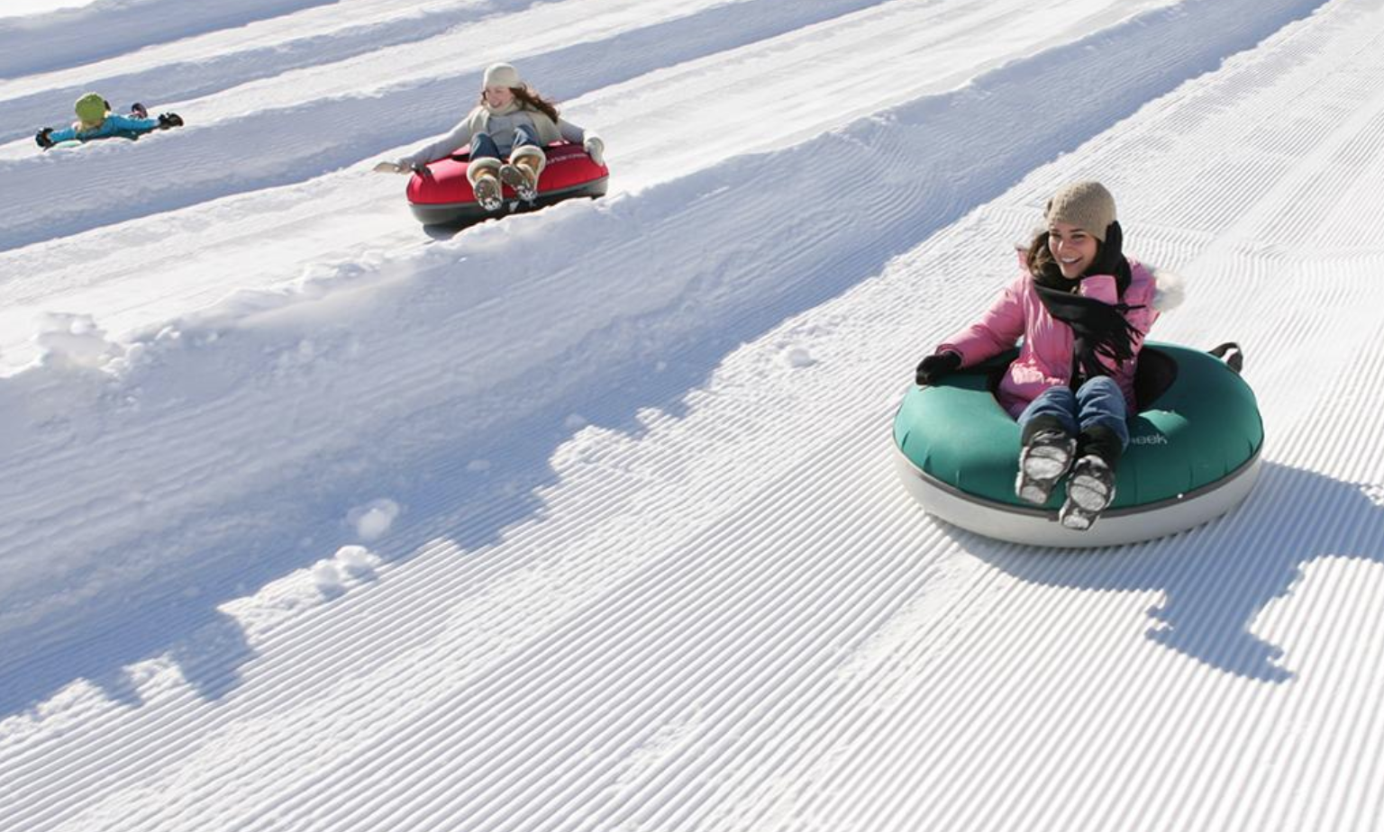 Tubing ua. Горка кант тюбинговая. Горка кант тюбинг. Трасса для тюбинга. Снежный склон для тюбингов.